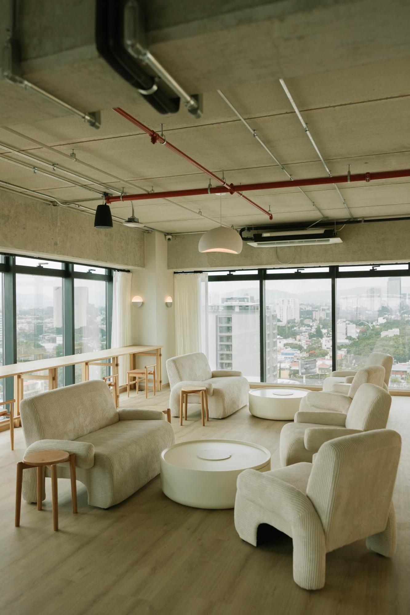 Mutuo Vive Aparthotel Guadalajara Exteriör bild